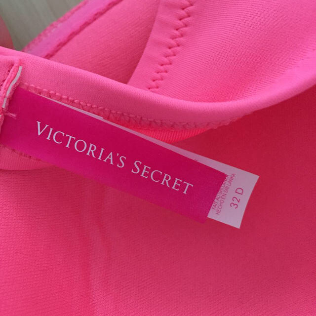 Victoria's Secret(ヴィクトリアズシークレット)のVictoria's secretトップ レディースの水着/浴衣(水着)の商品写真