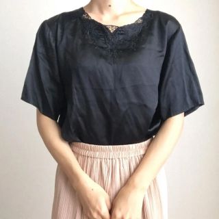 サンタモニカ(Santa Monica)の古着 vintage silk100%ブラウス(シャツ/ブラウス(半袖/袖なし))