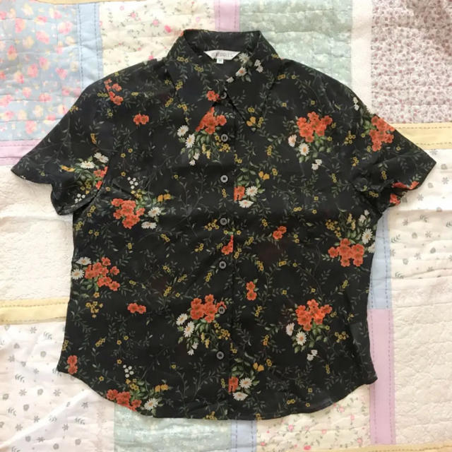 Lochie(ロキエ)の古着 vintage 花柄ブラウス レディースのトップス(シャツ/ブラウス(半袖/袖なし))の商品写真