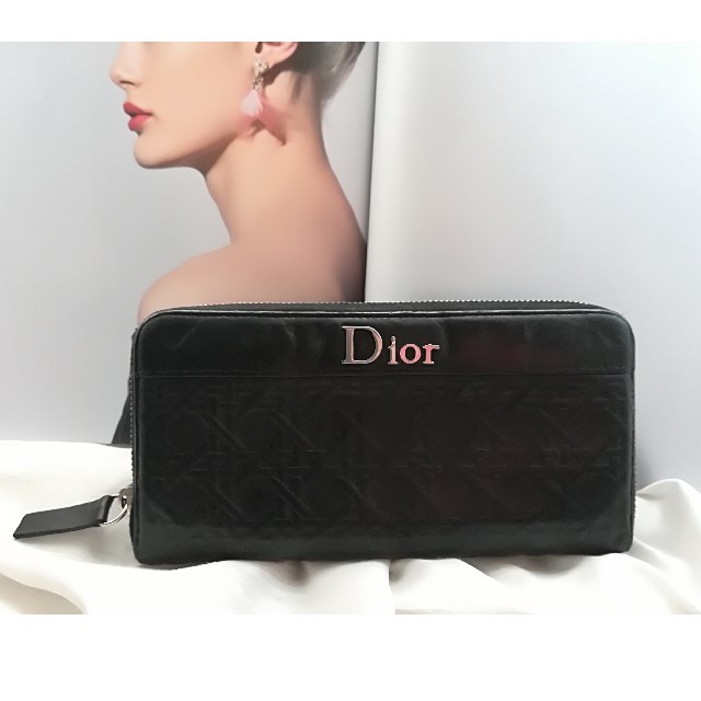 Christian Dior(クリスチャンディオール)の9万円(参考価格)　クリスチャン・ディオール　ラウンドファスナー長財布 レディースのファッション小物(財布)の商品写真