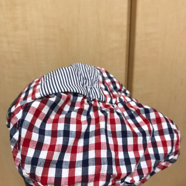 西松屋(ニシマツヤ)のかわいい帽子 50㎝ 西松屋 チェック ボーダー キッズ/ベビー/マタニティのこども用ファッション小物(帽子)の商品写真