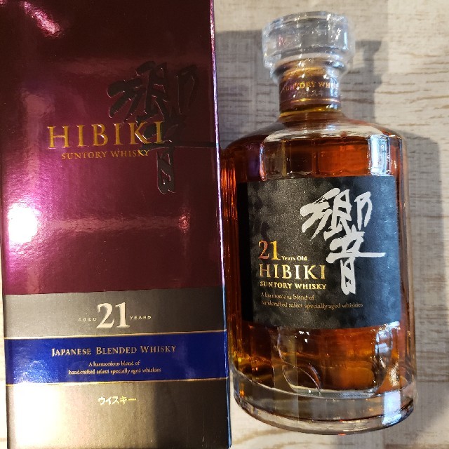 響 21年 箱付き 響 21年 箱付き