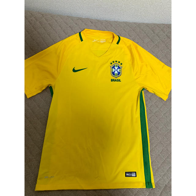 Nike 16ブラジル代表ユニホームレプリカの通販 By Kaka S Shop ナイキならラクマ