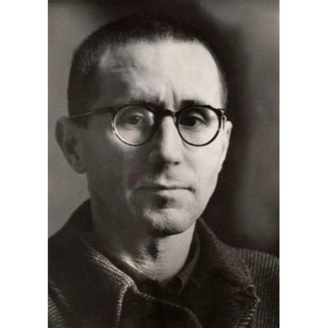『 今日の世界は演劇によって再現できるか ブレヒト演劇論集』ベルトルト ブレヒト エンタメ/ホビーの本(人文/社会)の商品写真