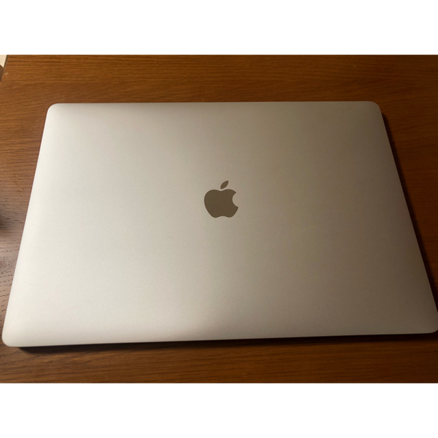 MacBookpro 15inch 2017モデル  MPTV2J/A 美品