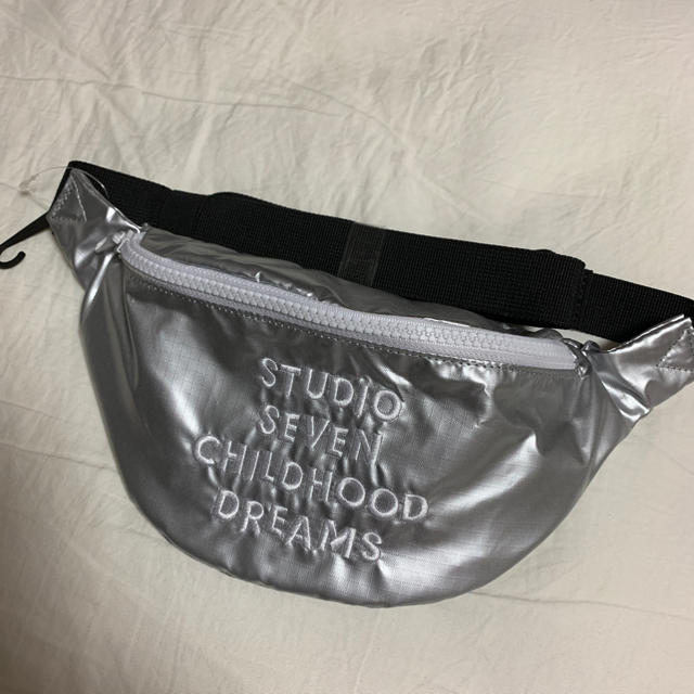 GU(ジーユー)のNAOTO GUコラボ ウエストポーチ メンズのバッグ(ウエストポーチ)の商品写真