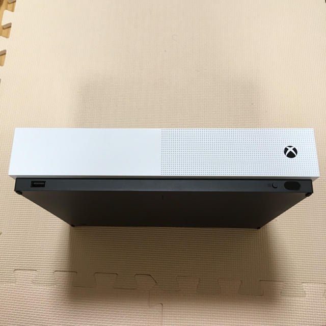 【SALE】 Xbox One S 1TB All Digital Edition 美品
