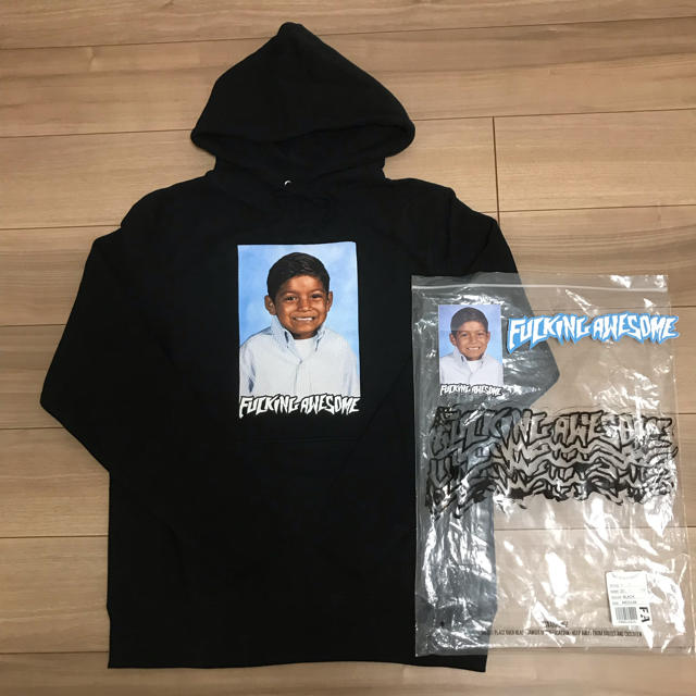 Supreme - fucking awesome Class Photo Hoodie Mサイズの通販 by OYA ...