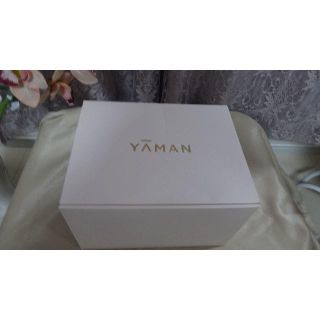 ヤーマン(YA-MAN)の正規品 YA-MAN(ヤーマン) アセチノヘッドスパ リフト ピンク 保証期間内(ボディケア/エステ)