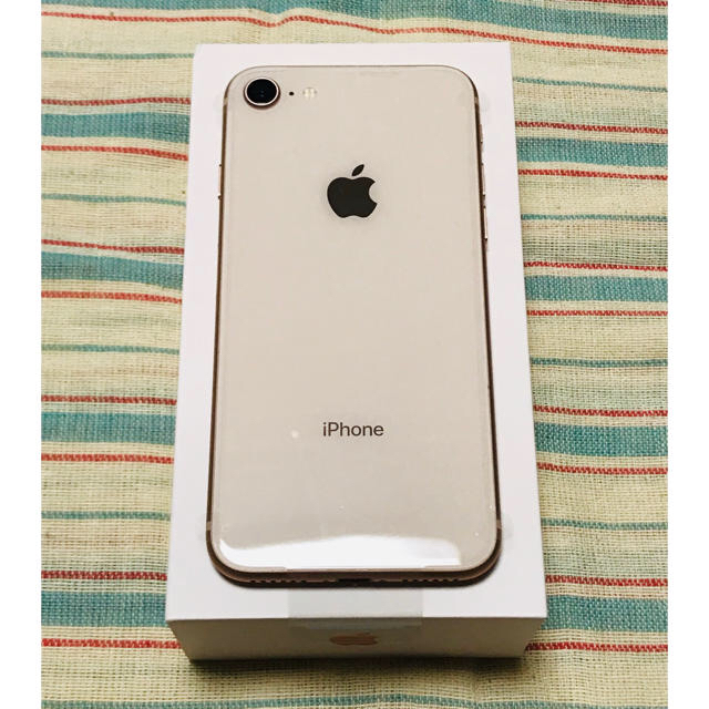 大特価⭐︎iPhone8 64GB ゴールド！！