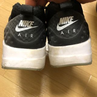 ナイキ(NIKE)のNIKE エアマックス モーション 黒白 26.5㎝(スニーカー)