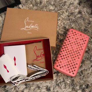 クリスチャンルブタン(Christian Louboutin)の確実正規品！ルブタン財布(財布)