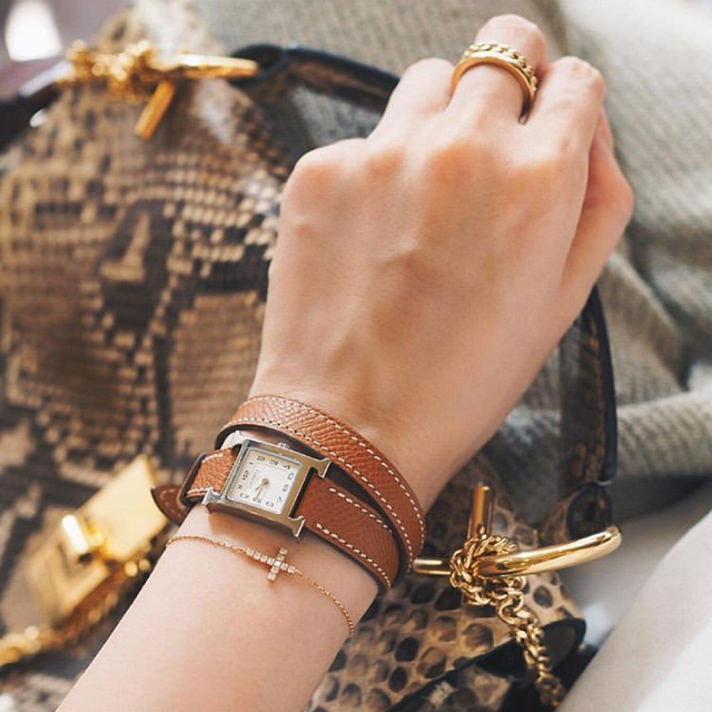 ✴︎HERMES Hウォッチ 舞川あいくちゃん着用❣️ | フリマアプリ ラクマ ✴︎HERMES Hウォッチ 舞川あいくちゃん着用❣️ | フリマアプリ ラクマ
