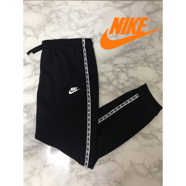 【日本メンズM相当】✨NIKE✨　テープロゴ　ジョガーパンツ