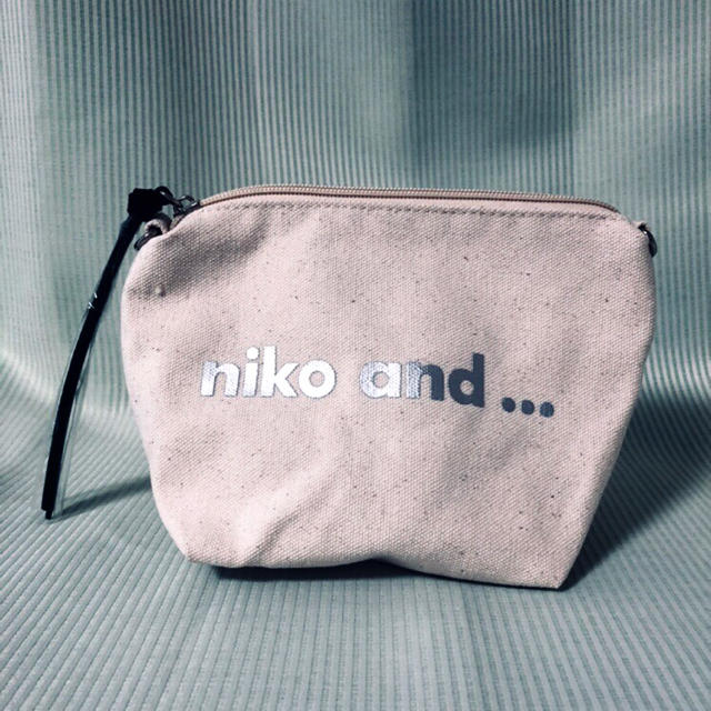 niko and...(ニコアンド)のミニショルダーになる★ポーチセット レディースのファッション小物(ポーチ)の商品写真