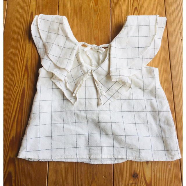 ZARA KIDS(ザラキッズ)のZARA KIDS フリル ノースリーブブラウス キッズ/ベビー/マタニティのキッズ服女の子用(90cm~)(ブラウス)の商品写真