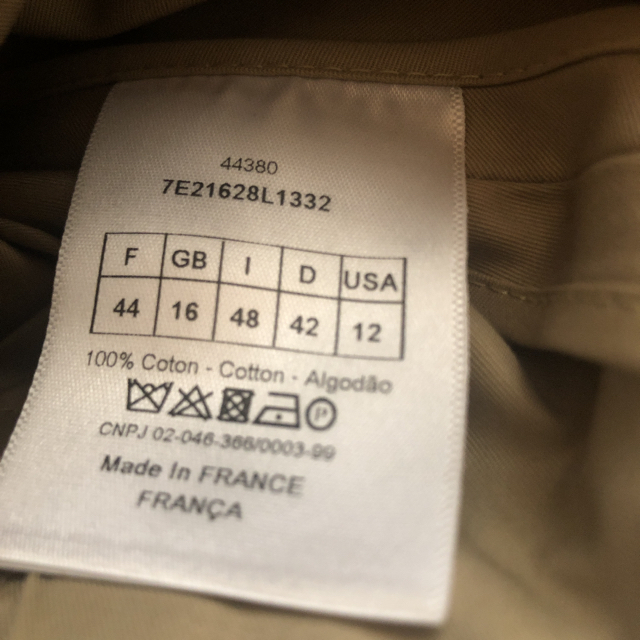 Christian Dior(クリスチャンディオール)のDior マリア bee 定番 トレンチ コート ワンピース レディースのジャケット/アウター(トレンチコート)の商品写真