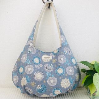 お花のワンハンドルバッグ  グレー ハンドメイド(バッグ)