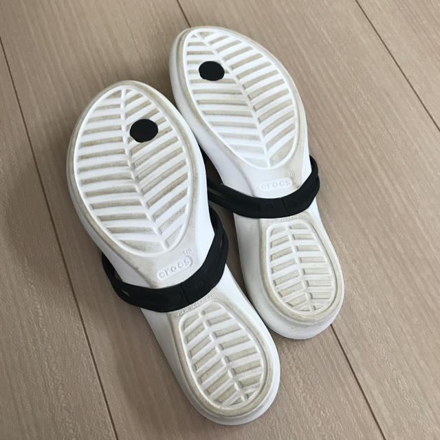 crocs(クロックス)のクロックス ビーチサンダル レディースの靴/シューズ(ビーチサンダル)の商品写真