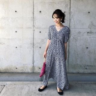 イエナ 花柄ワンピース ワンピース(ホワイト/白色系)の通販 16点 イエナ 花柄ワンピース ワンピース(ホワイト/白色系)の通販 16点
