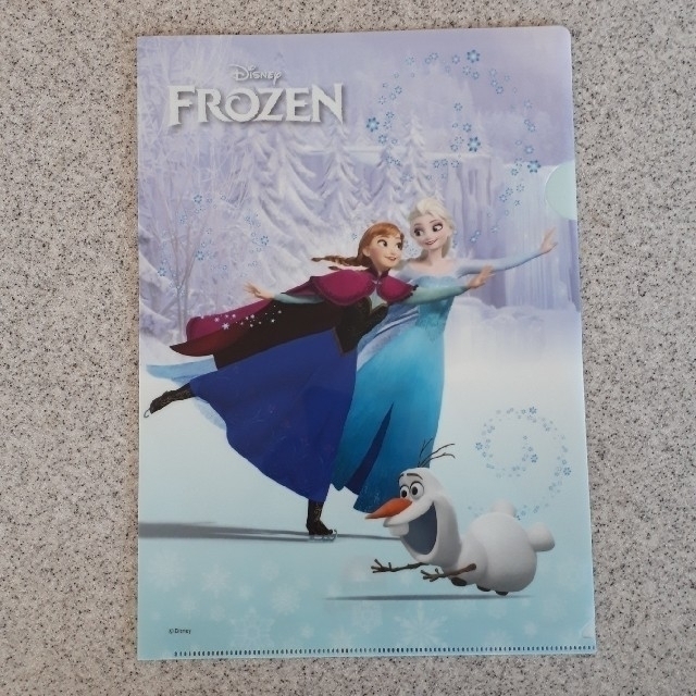 Disney(ディズニー)のアナと雪の女王絵本　A4クリアファイル3枚セット エンタメ/ホビーの雑誌(絵本/児童書)の商品写真