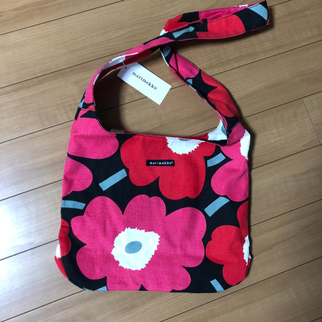 marimekko(マリメッコ)のmarimekko マリメッコ ショルダーバッグ   レディースのバッグ(ショルダーバッグ)の商品写真