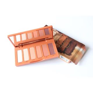 アーバンディケイ(Urban Decay)のアーバンディケイ Naked Heat Mini サイズ 在庫処分セール(アイシャドウ)