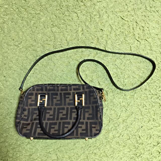 FENDI(フェンディ)のFENDI 2wayバック☆値引きです☆ レディースのバッグ(トートバッグ)の商品写真