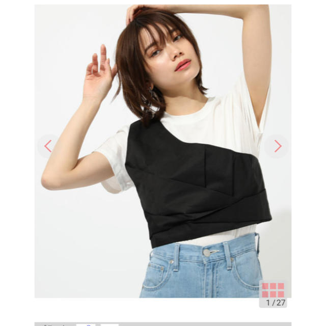 AZUL by moussy(アズールバイマウジー)のアズールバイマウジー デザインTシャツ レディースのトップス(Tシャツ(半袖/袖なし))の商品写真