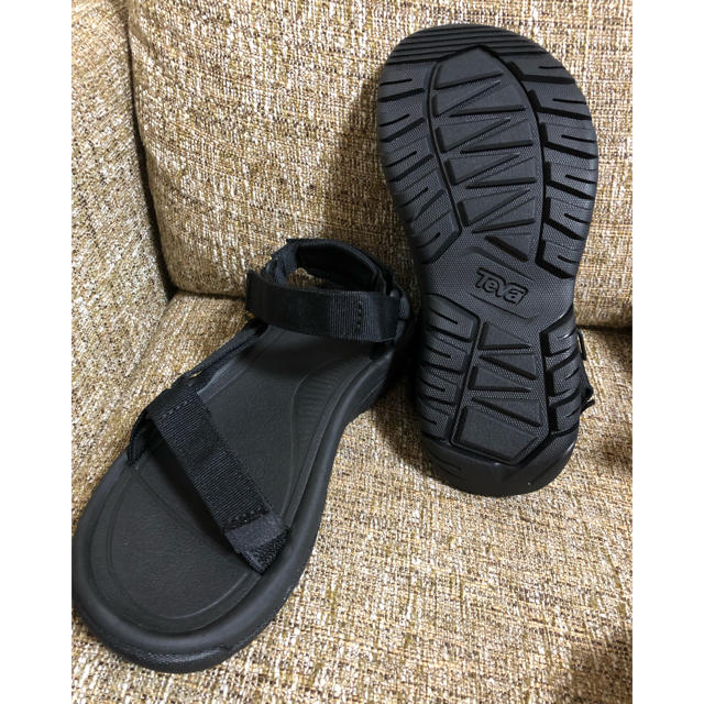 Teva(テバ)のテバサンダル（us8）25センチハリケーンXLT2箱付き レディースの靴/シューズ(サンダル)の商品写真