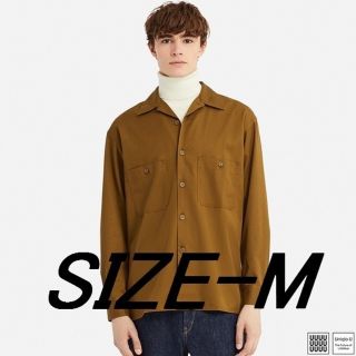 ユニクロ(UNIQLO)の【新品】Uniqlo-U オープンカラーシャツ（長袖）ブラウンＭ(シャツ)