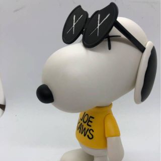 KAWS SNOOPY オリジナルフェイク カウズ スヌーピー ピーナッツ-