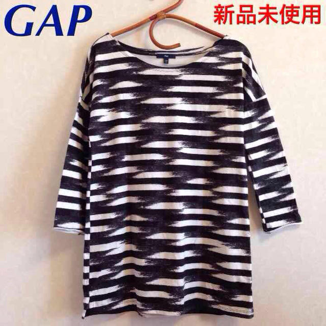 GAP(ギャップ)のGAP 変わりボーダー七分袖Tシャツ レディースのトップス(Tシャツ(長袖/七分))の商品写真