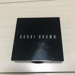 ボビイブラウン(BOBBI BROWN)のボビィブラウン ハイライティングパウダー 01 ピンクグロウ(フェイスパウダー)