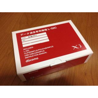 エヌティティドコモ(NTTdocomo)のdocomo Xi データ通信端末L-02C（シルバー）未使用品◆利用制限○(PC周辺機器)