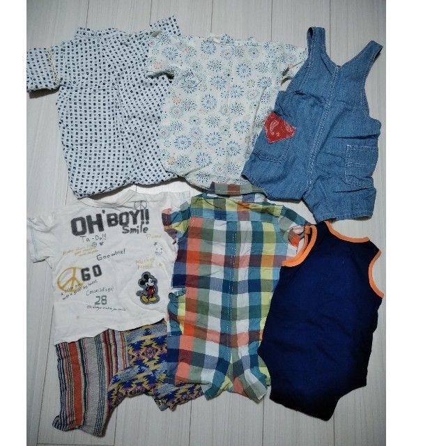 babyGAP(ベビーギャップ)の男の子夏服80セット キッズ/ベビー/マタニティのベビー服(~85cm)(ロンパース)の商品写真