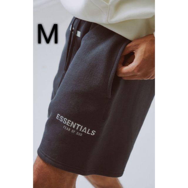 FEAR OF GOD(フィアオブゴッド)の希少Mサイズ FOG ESSENTIALS sweat shorts 黒 メンズのパンツ(ショートパンツ)の商品写真