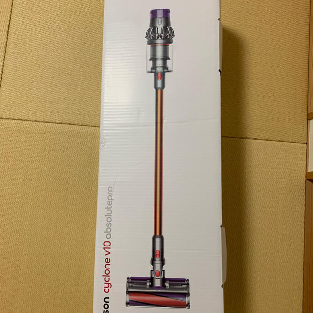 Dyson(ダイソン)の2018年最高級モデル ダイソン スティッククリーナー V10 SV12 FF  スマホ/家電/カメラの生活家電(掃除機)の商品写真