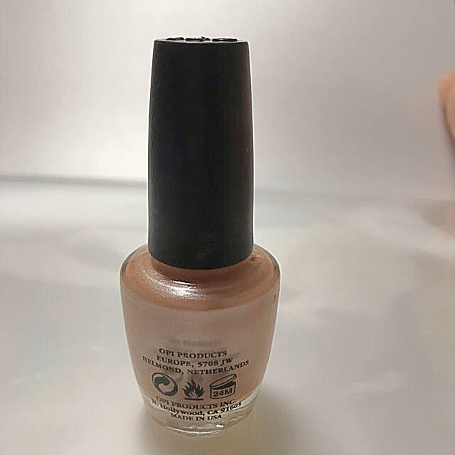 OPI(オーピーアイ)のOPI オーピーアイ ネイルラッカー NL R58 ナチュラルベージュ系  コスメ/美容のネイル(マニキュア)の商品写真