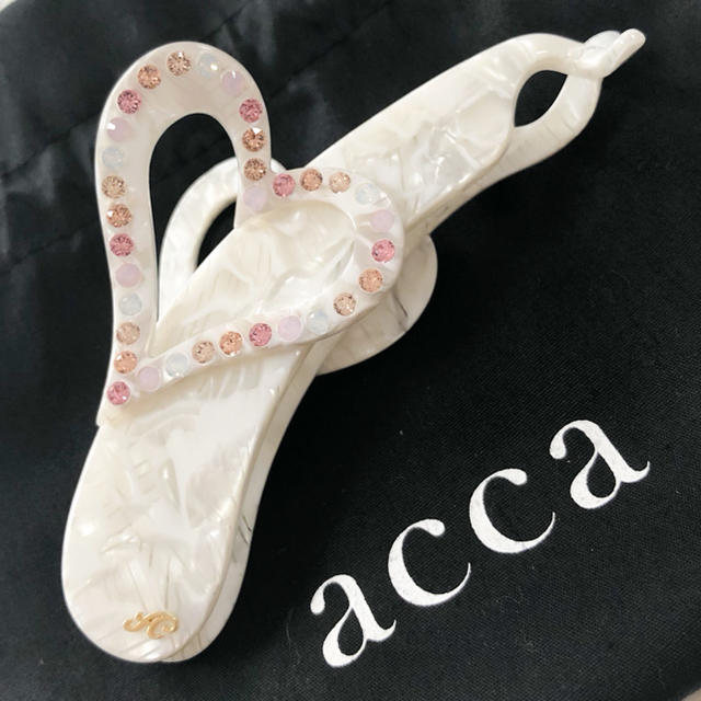 acca(アッカ)のacca 今季新作 ハートモチーフ バナナクリップ レディースのヘアアクセサリー(ヘアゴム/シュシュ)の商品写真