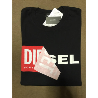 ディーゼル(DIESEL)のDIESEL ディーゼル Tシャツ Mサイズ 黒(Tシャツ/カットソー(半袖/袖なし))