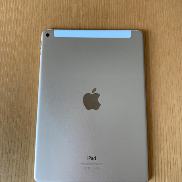 iPad - iPad Air 2 Wi-Fi + Cellular 64GB ゴールドの通販 by fashionabley's shop