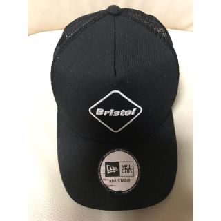 エフシーアールビー(F.C.R.B.)のFCRB 19SS NEW ERA EMBLEM MESH CAP ブラック(キャップ)