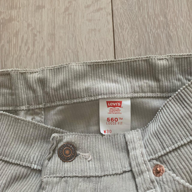 Levi's(リーバイス)の【セール】リーバイス ハーフパンツ 560 w30 コーデュロイ　ベージュ メンズのパンツ(ショートパンツ)の商品写真