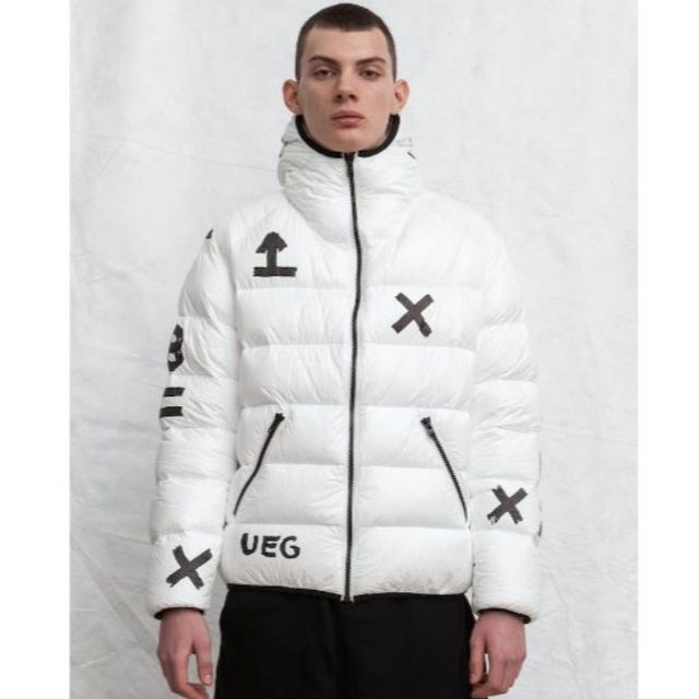 MONCLER(モンクレール)の新品UEGタイベックダウンジャケットXS メンズのジャケット/アウター(ダウンジャケット)の商品写真