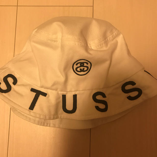 STUSSY(ステューシー)のstussy バケットハット  レディースの帽子(ハット)の商品写真