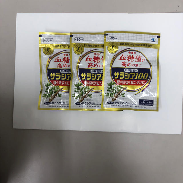 小林製薬(コバヤシセイヤク)のサラシア100 食品/飲料/酒の健康食品(その他)の商品写真