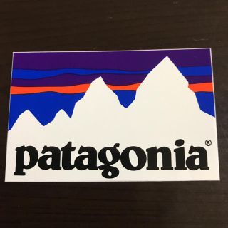 パタゴニア(patagonia)の【縦5.7cm横8.8cm】patagonia公式ステッカー (その他)