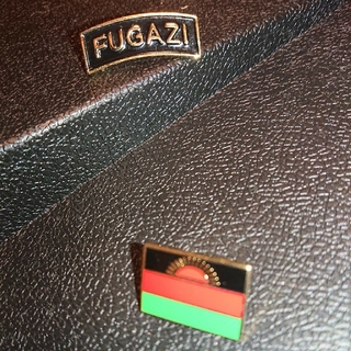 シュプリーム(Supreme)のsupreme authentic 2 pins fugazi malawi旗(その他)