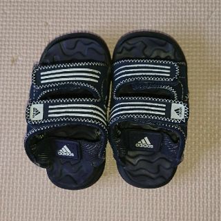 アディダス(adidas)のアディダス  12㎝～12.5㎝サンダル(サンダル)